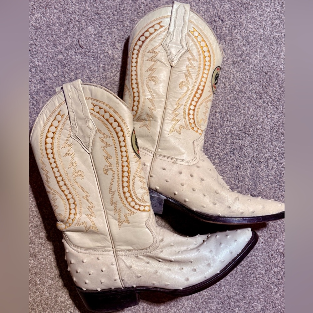 White Leather Boots with Intricate Stitching and Tall Shaft - Picture 13 of 14